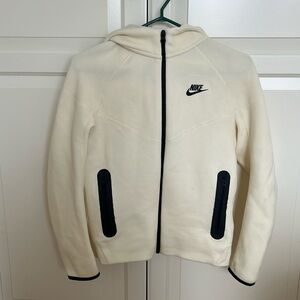 Nike youth club fleece jacket